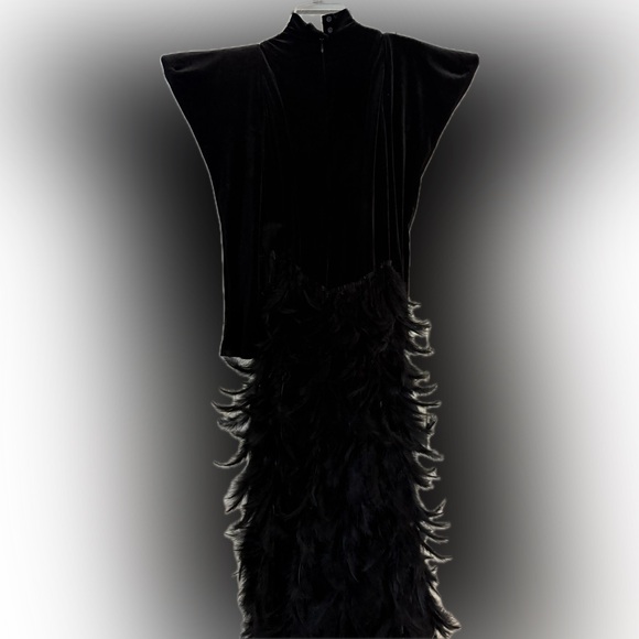 Oscars Rhinestone Black Feathered Gown - Picture 7 of 7